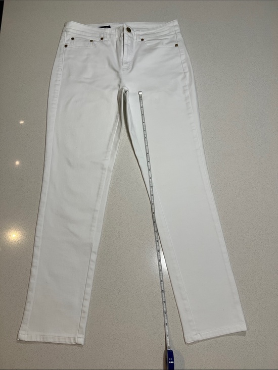 Brooks Brothers Denim - Brooks Brothers White Denim Ankle Jean Size 6. Like New.